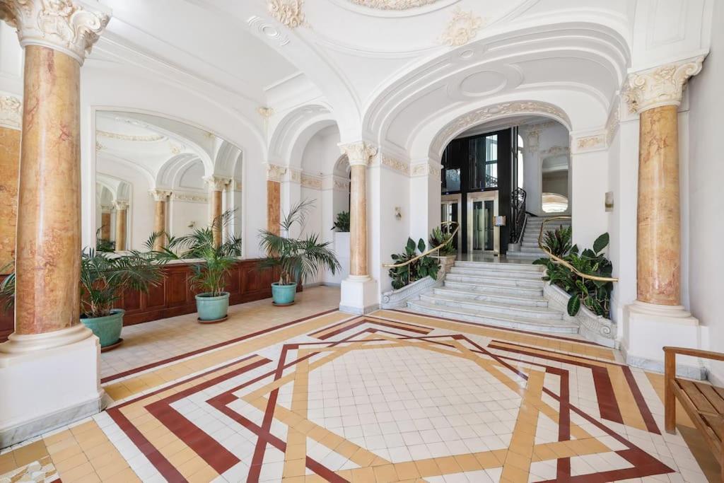 Le Winter Palace - Central - Parking Prive - Palace - Wifi Menton Exterior photo